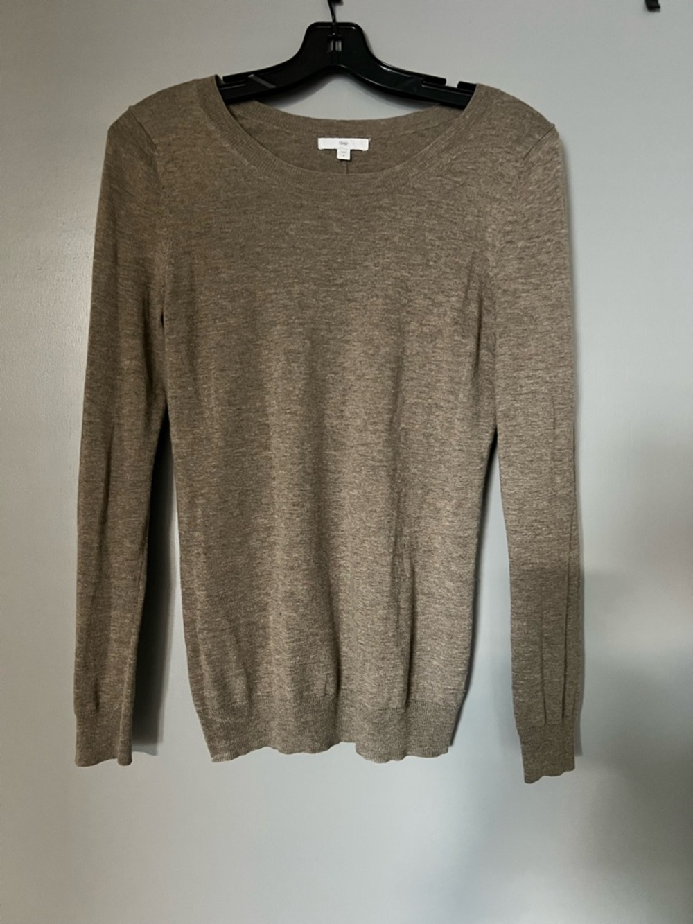 GAP Women's Crewneck Sweater in Taupe